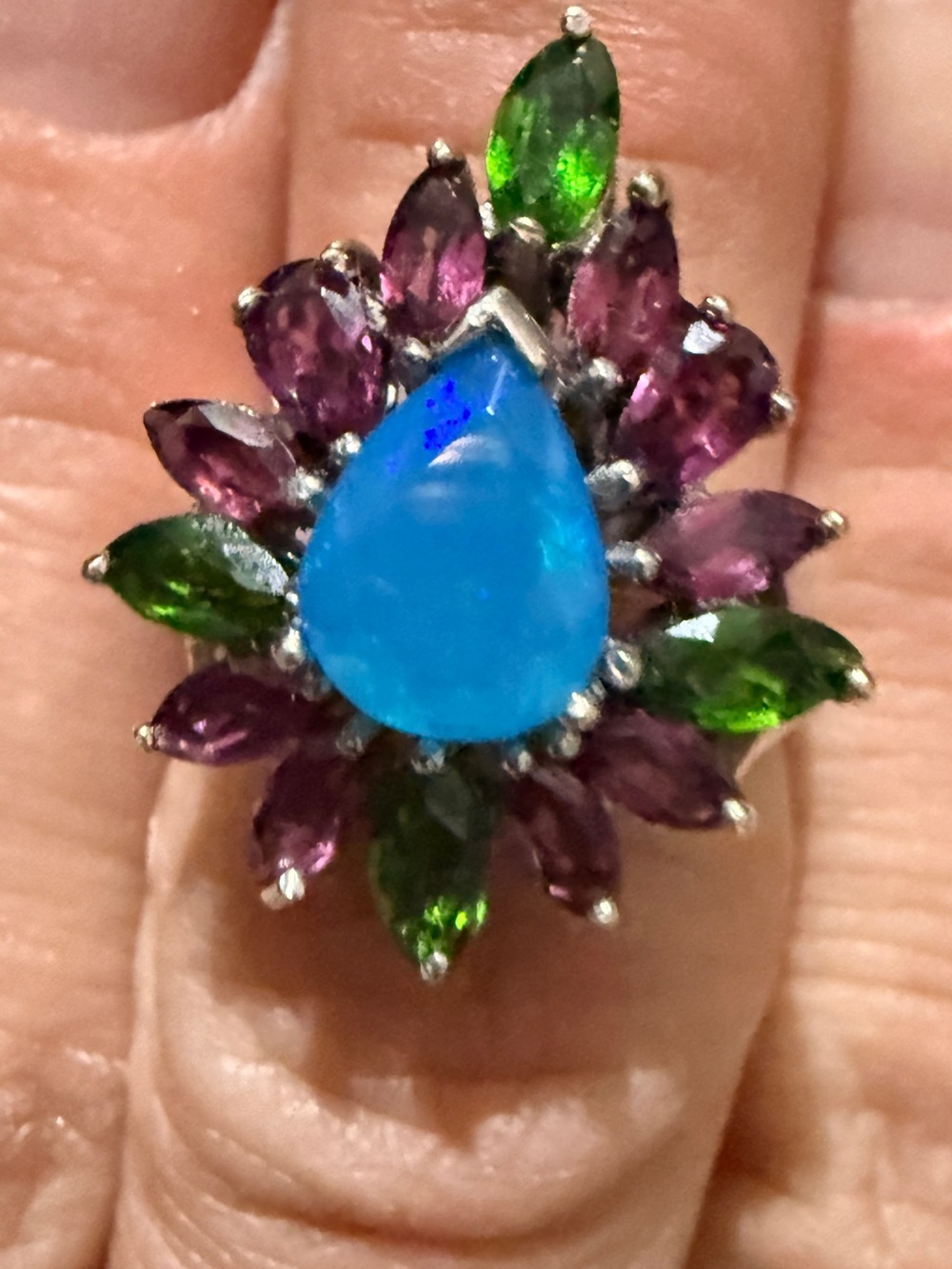 Natural blue opal Sz7.5